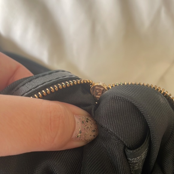 Beautiful Authentic Fendi Bag! - Picture 5 of 9